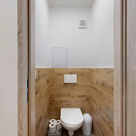 Flexihome Sk - Markusova - 70m2 - 3 Bedroom Apartament *